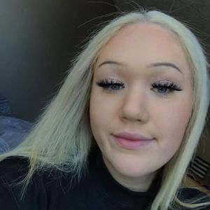 Meet your Posher, Hailey